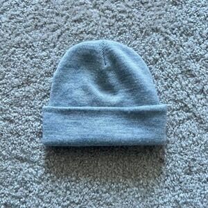 gray beenie